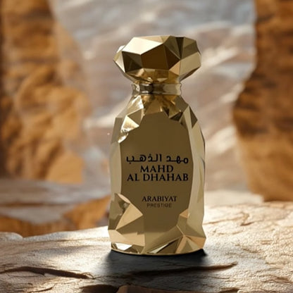 Unisex oriental woody fragrance